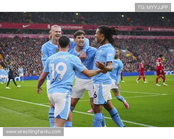 曼城罗德里组织能力持续提升，中场调度表现稳健