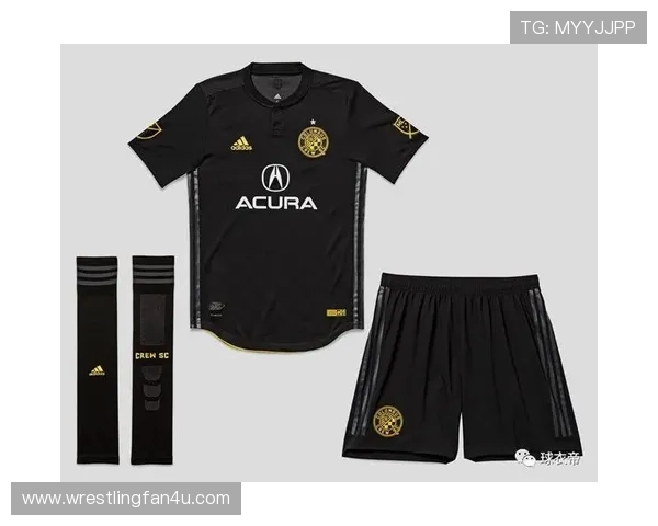 斯托克城红白陶器配色球衣引发球迷热议