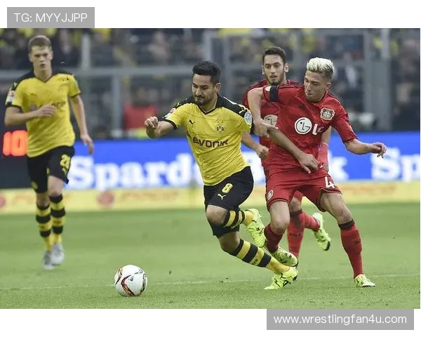 勒沃库森新赛季开局表现挣扎,德甲卫冕之路面临挑战 勒沃库森新赛季开局表现挣扎,德甲卫冕之路面临挑战